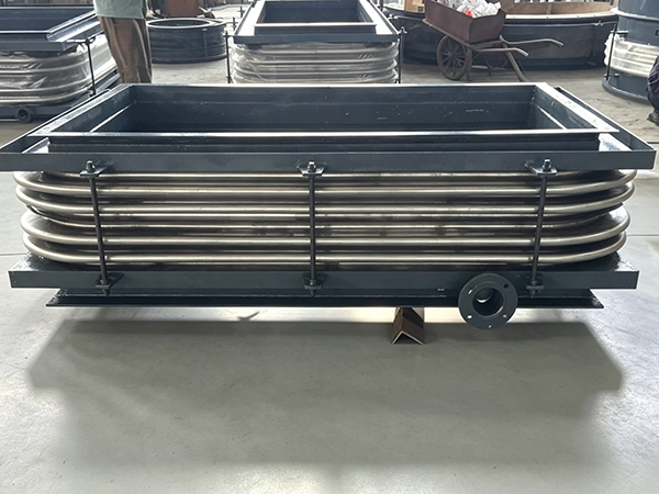 Rectangular Compensator/Rectangular Expansion Joint